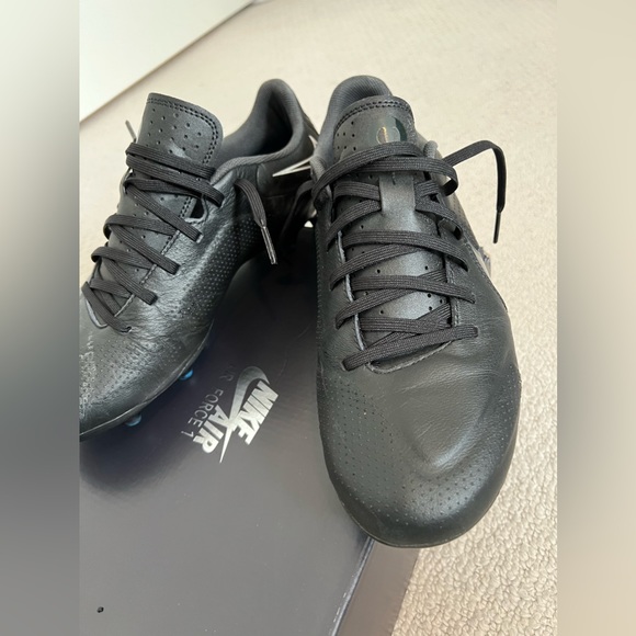 Nike Men's/Women's Tiempo Legend 9 Academy Extra Narrow Firm Gro - Picture 5 of 7